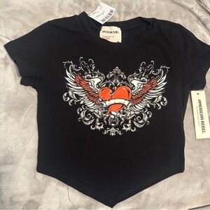 American‎ Rebel Rebellious Heart Winged Asymmetrical Crop Tee Sz M